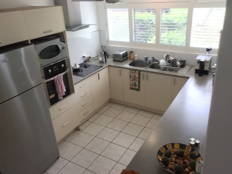 5/70-72 Cedar Rd, Palm Cove QLD 4879