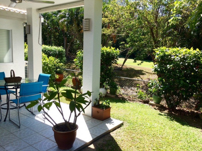 5/70-72 Cedar Rd, Palm Cove QLD 4879