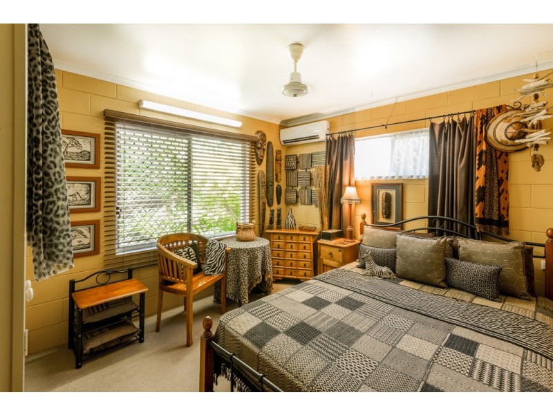 59 Veivers Rd, Palm Cove QLD 4879