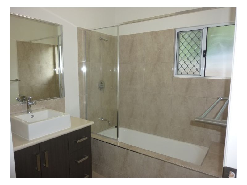 11B Morobe Close, Trinity Beach QLD 4879