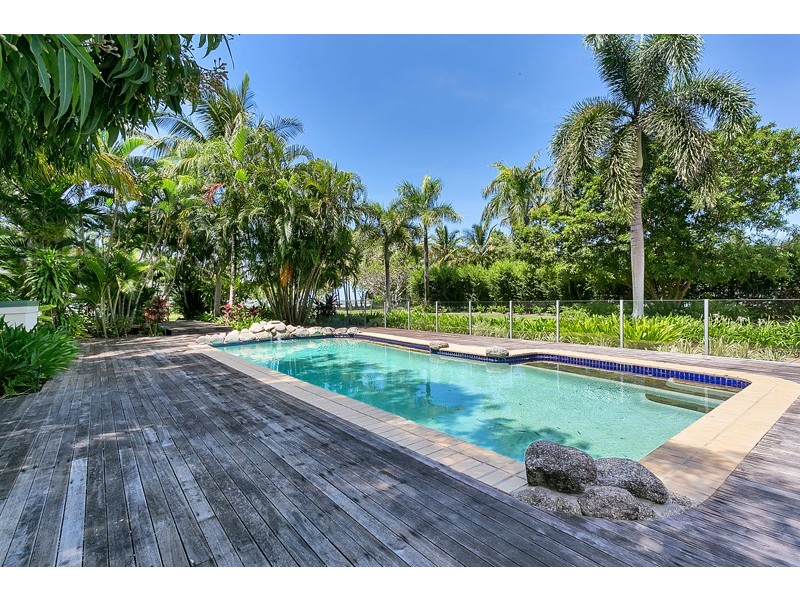 60 Kewarra Street, Kewarra Beach QLD 4879