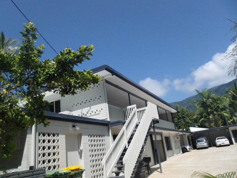 12/5-7 Amphora St, Palm Cove QLD 4879