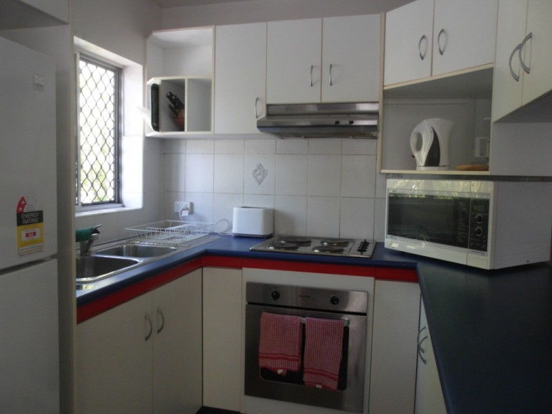12/5-7 Amphora St, Palm Cove QLD 4879
