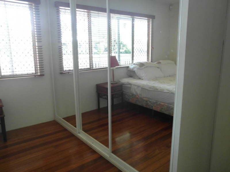 12/5-7 Amphora St, Palm Cove QLD 4879
