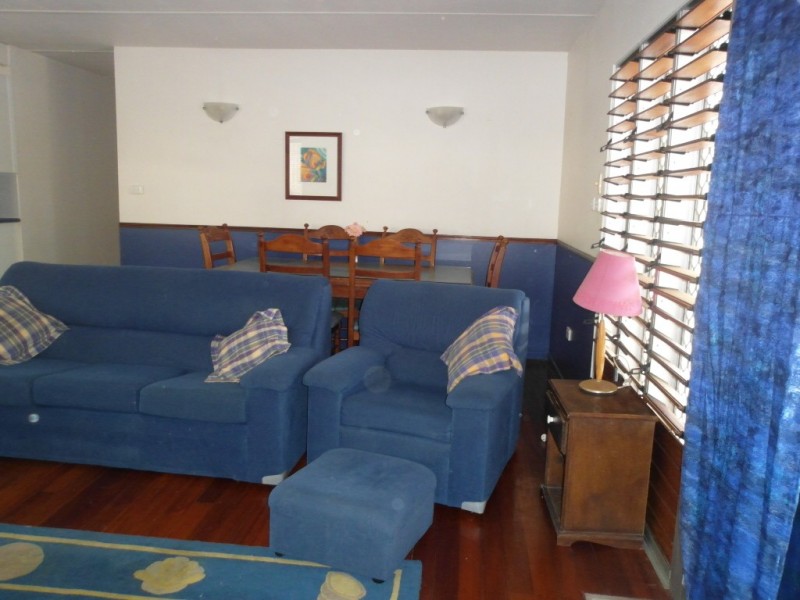12/5-7 Amphora St, Palm Cove QLD 4879