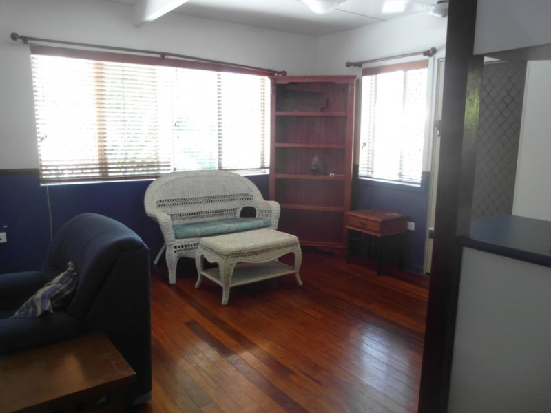 12/5-7 Amphora St, Palm Cove QLD 4879
