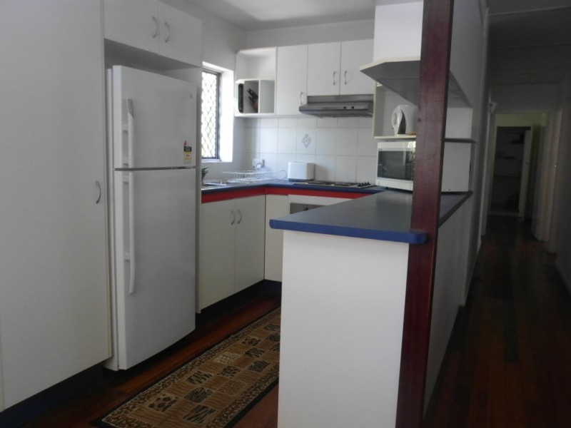 12/5-7 Amphora St, Palm Cove QLD 4879