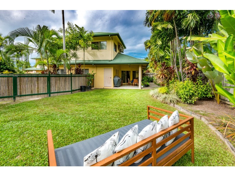 10/71-73 Cedar Road, Palm Cove QLD 4879