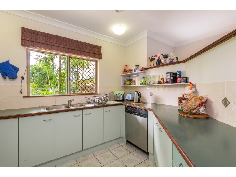 10/71-73 Cedar Road, Palm Cove QLD 4879