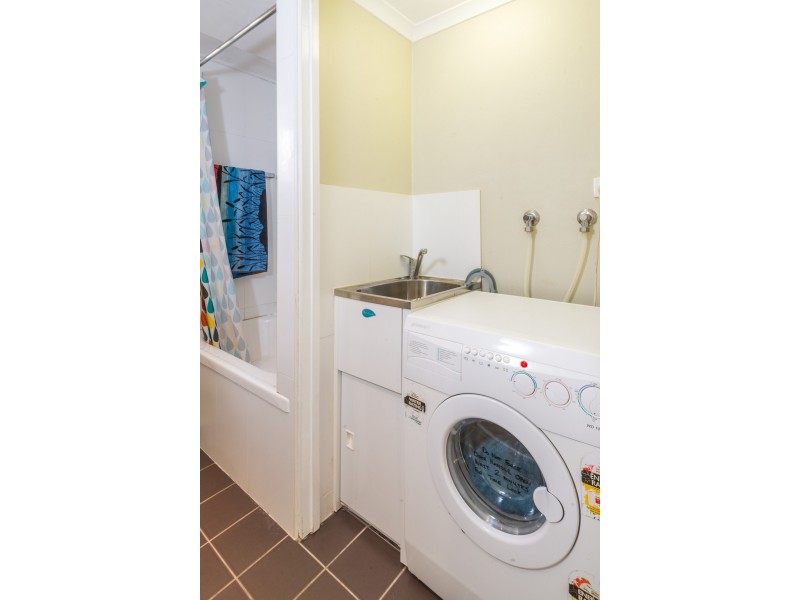 206 Coral Coast Drive, Palm Cove QLD 4879