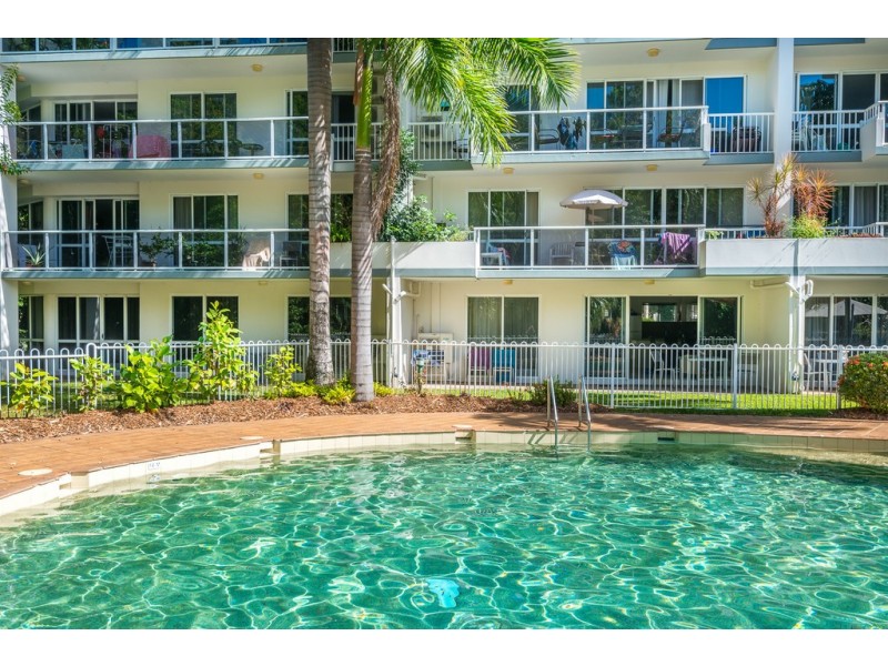 206 Coral Coast Drive, Palm Cove QLD 4879