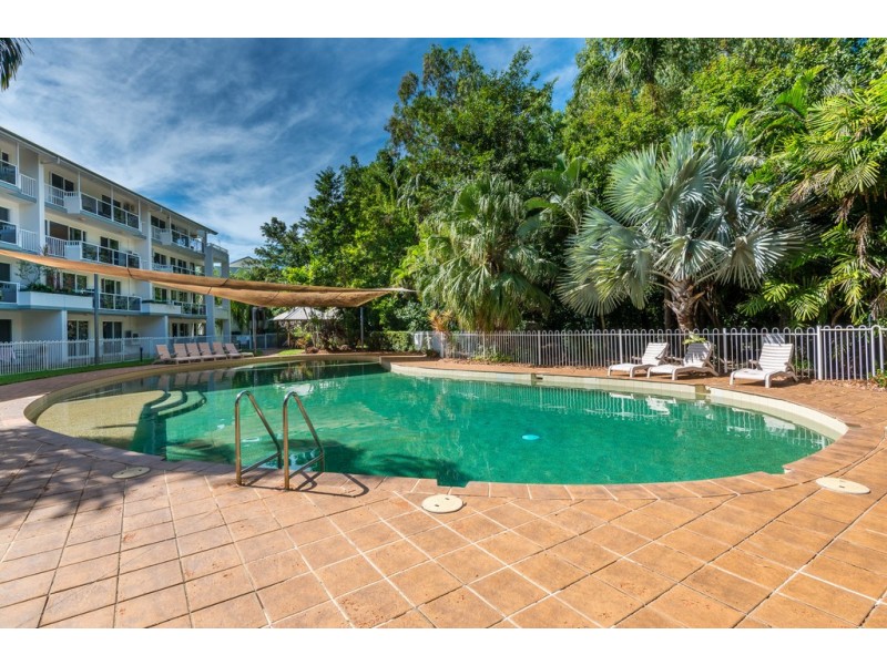 206 Coral Coast Drive, Palm Cove QLD 4879