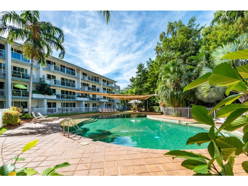 206 Coral Coast Drive, Palm Cove QLD 4879