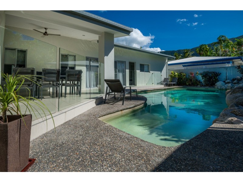 12-14 Lambus St, Palm Cove QLD 4879
