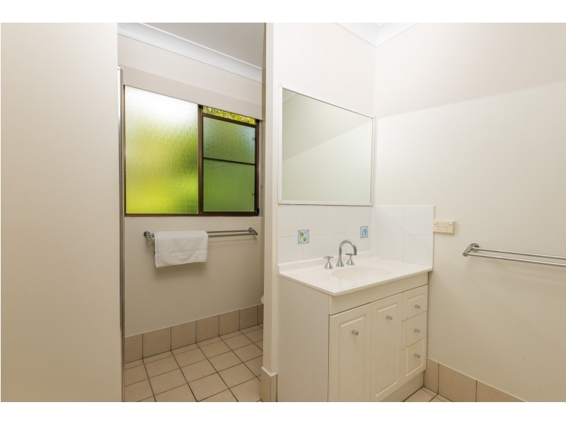 21/85 Williams Esp, Palm Cove QLD 4879