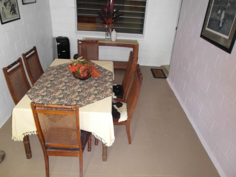 2/20 Amphora St, Palm Cove QLD 4879