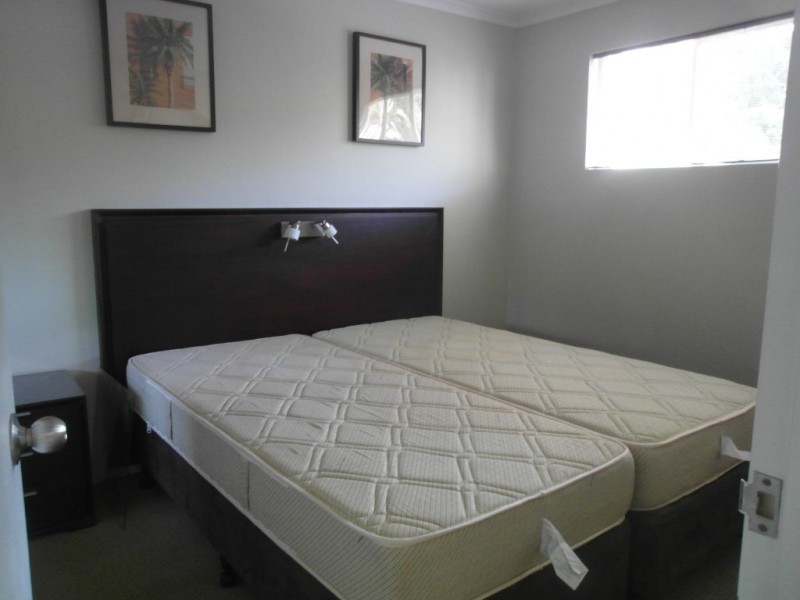 225 Coral Coast Drive, Palm Cove QLD 4879