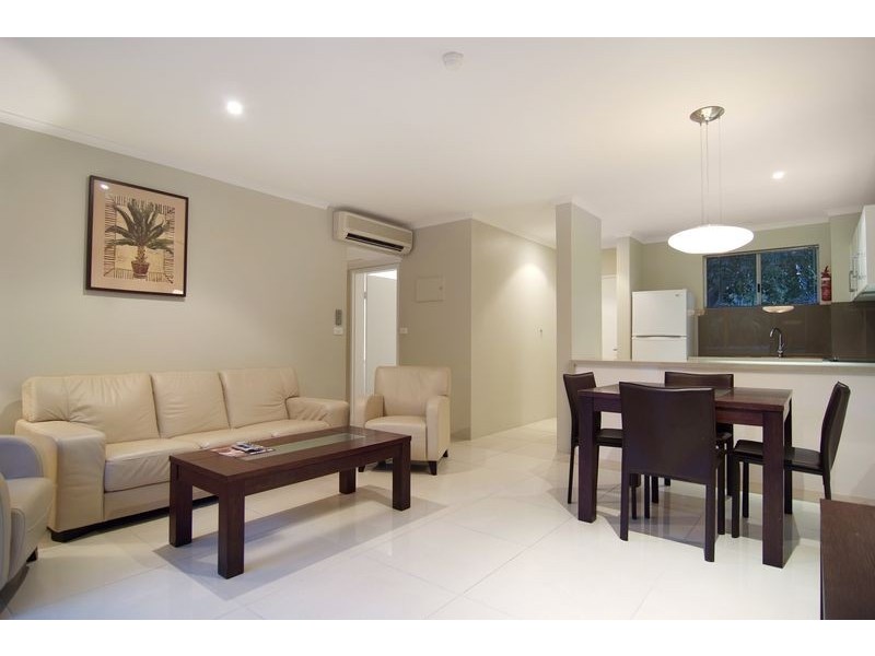 209 Coral Coast Drive, Palm Cove QLD 4879