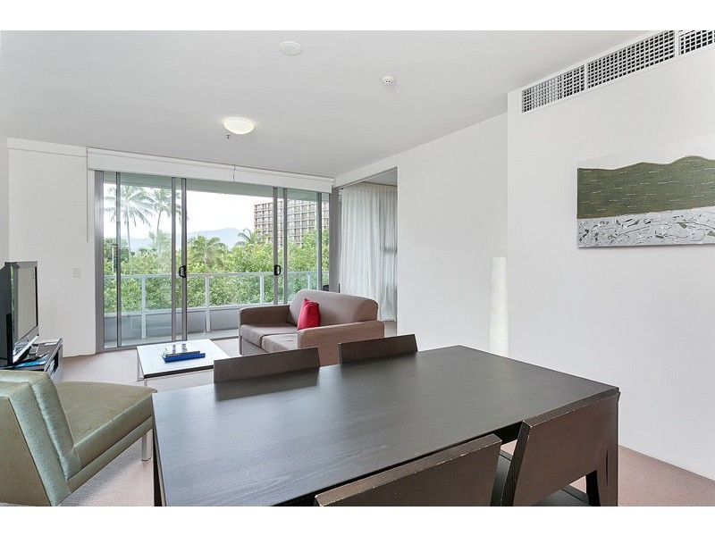 323/1 Marlin Parade., Cairns City QLD 4870