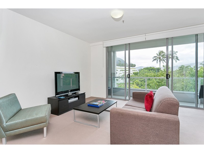 323/1 Marlin Parade., Cairns City QLD 4870