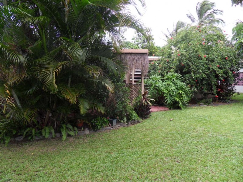 5 Wabag Close, Trinity Beach QLD 4879