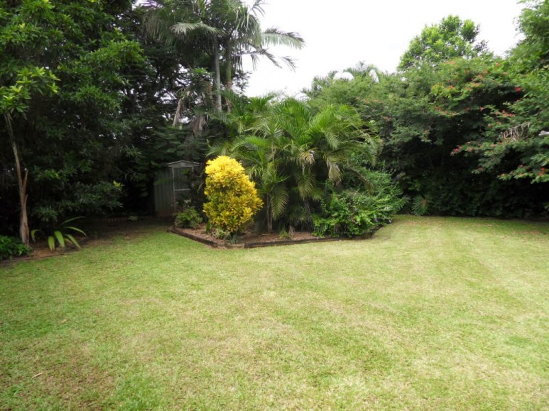 5 Wabag Close, Trinity Beach QLD 4879