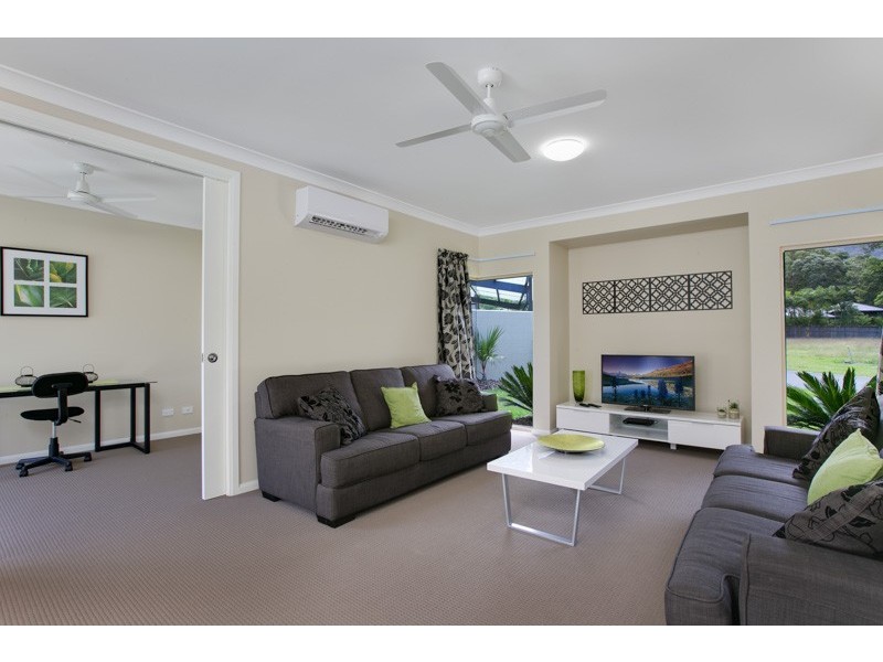 9 Sennfeld Close, Palm Cove QLD 4879
