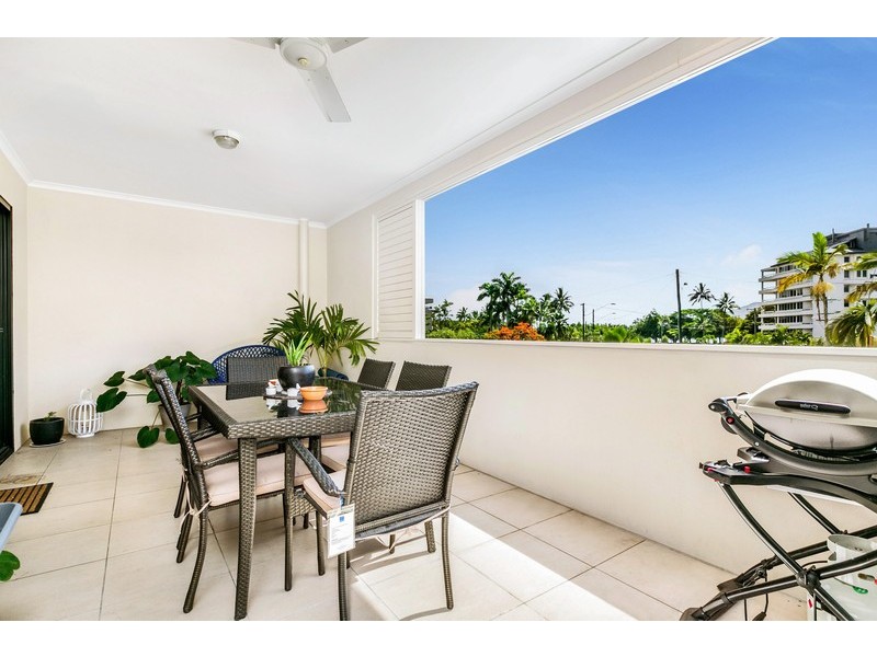 109/335 Lake St, Cairns North QLD 4870