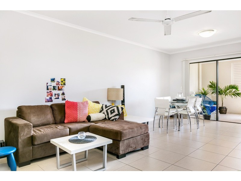 109/335 Lake St, Cairns North QLD 4870