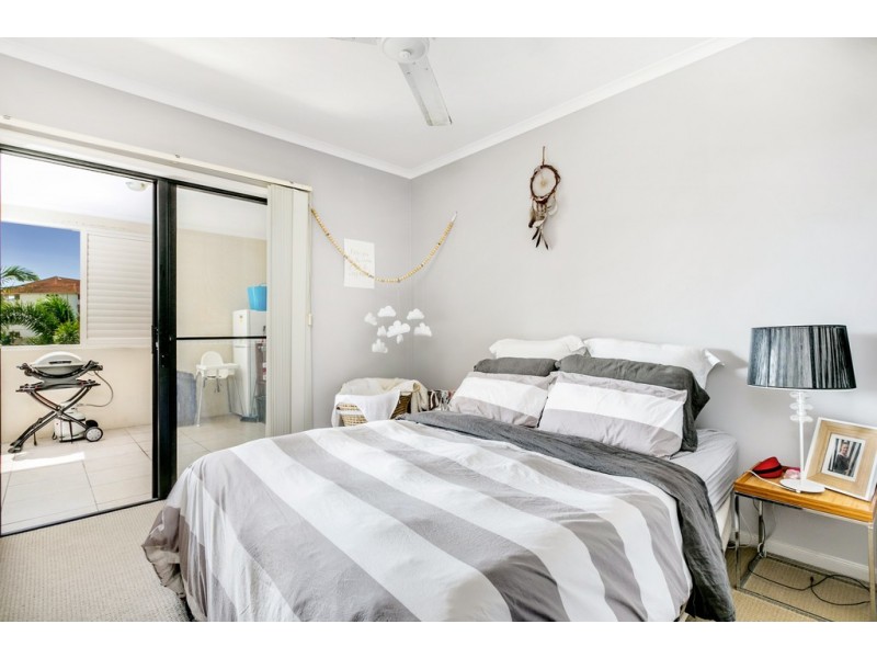 109/335 Lake St, Cairns North QLD 4870