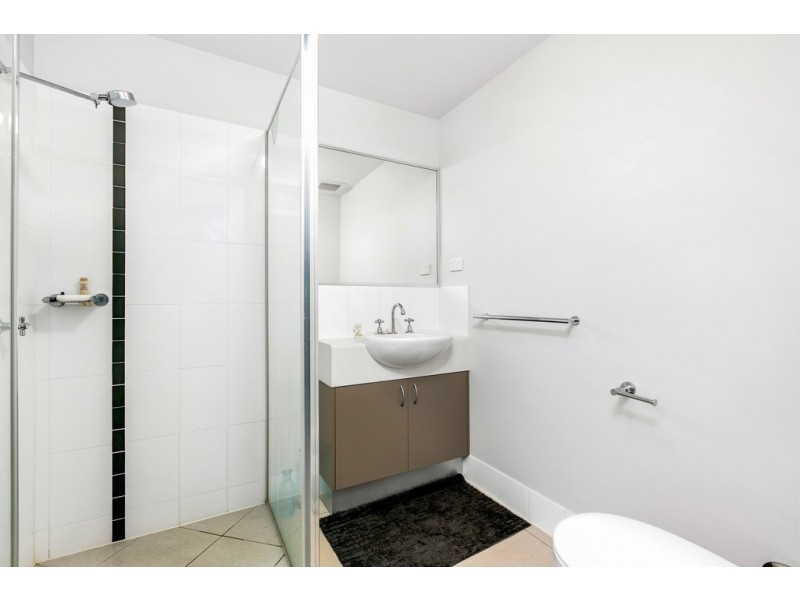 109/335 Lake St, Cairns North QLD 4870