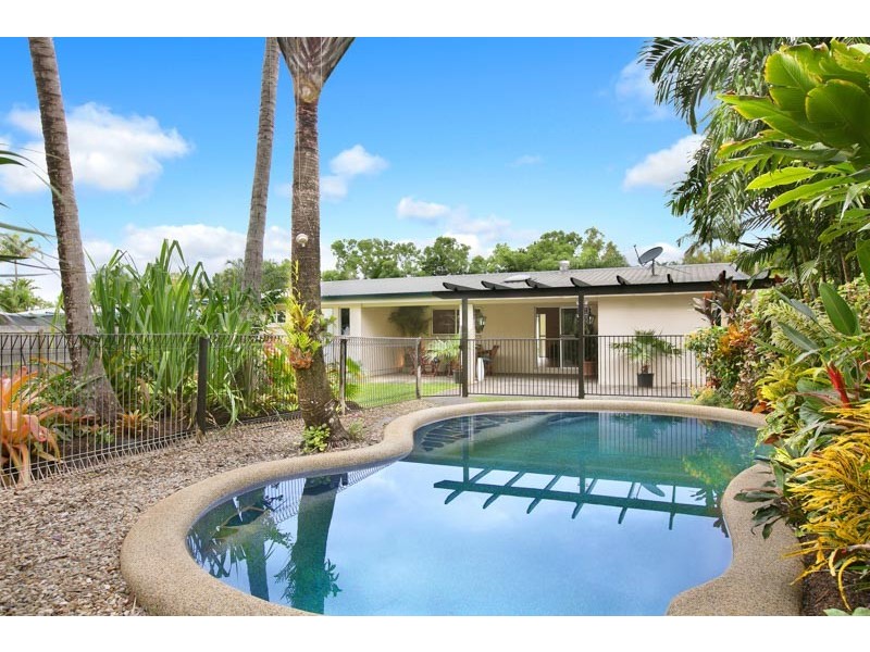 20 Cambrian Ave, Smithfield QLD 4878