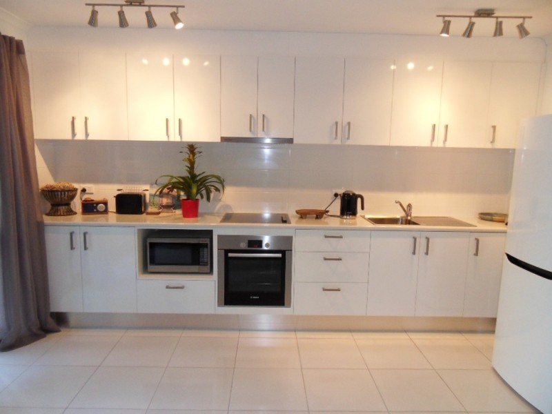 103 Coral Coast Drive, Palm Cove QLD 4879