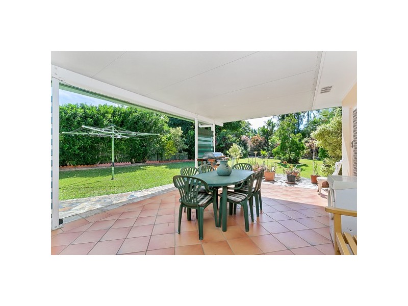 12 Wabag, Trinity Beach QLD 4879