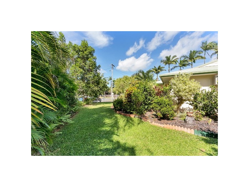 12 Wabag, Trinity Beach QLD 4879