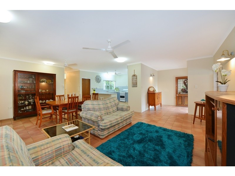 32 Beaver Street, Clifton Beach QLD 4879