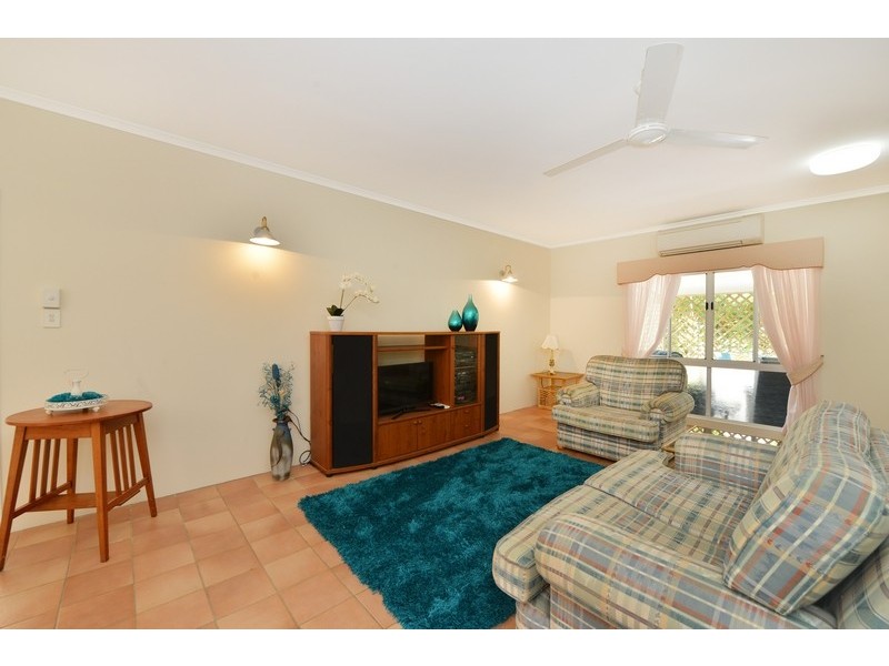 32 Beaver Street, Clifton Beach QLD 4879