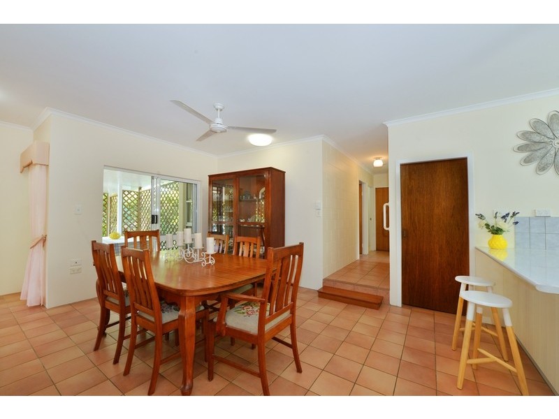 32 Beaver Street, Clifton Beach QLD 4879