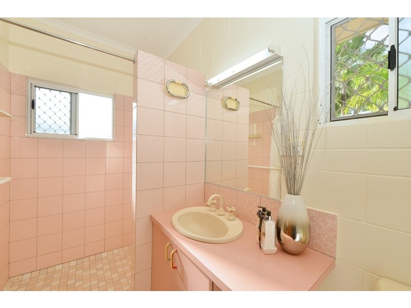 32 Beaver Street, Clifton Beach QLD 4879