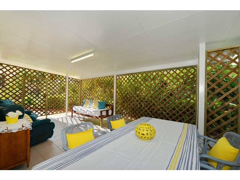 32 Beaver Street, Clifton Beach QLD 4879