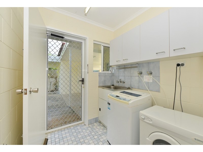 32 Beaver Street, Clifton Beach QLD 4879