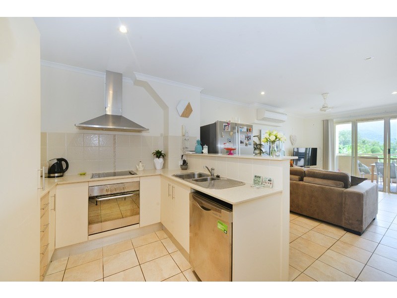 22/110-118 Moore St, Trinity Beach QLD 4879