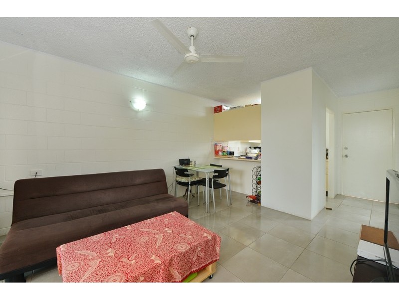 10/173 Mayers St, Manoora QLD 4870