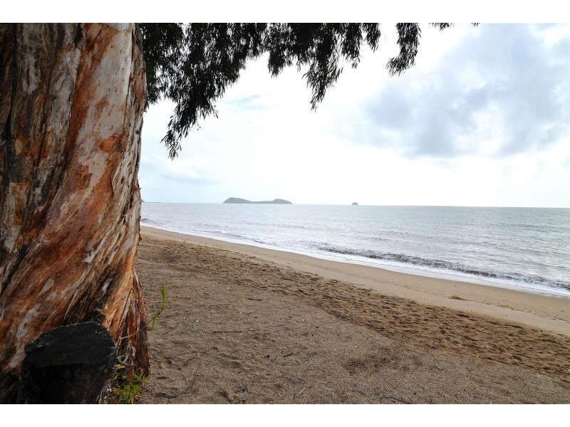 9 St. Crispin St., Clifton Beach QLD 4879