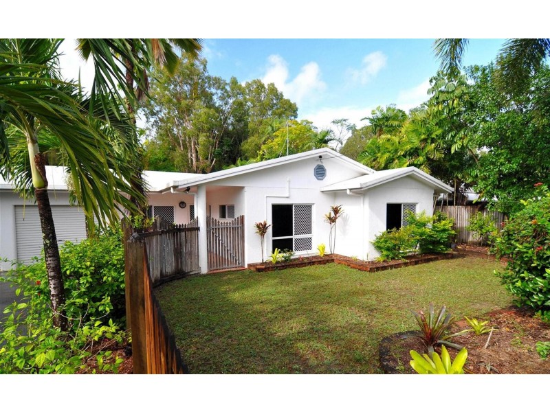 9 St. Crispin St., Clifton Beach QLD 4879