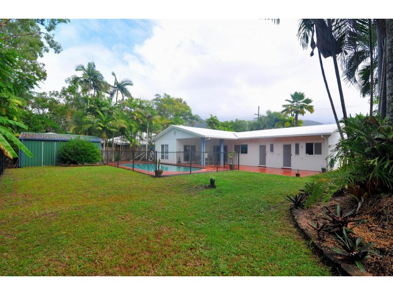 9 St. Crispin St., Clifton Beach QLD 4879
