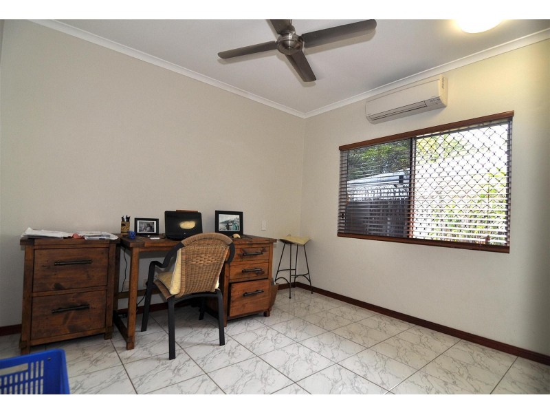 9 St. Crispin St., Clifton Beach QLD 4879