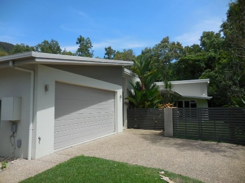 41 Muller St, Palm Cove QLD 4879