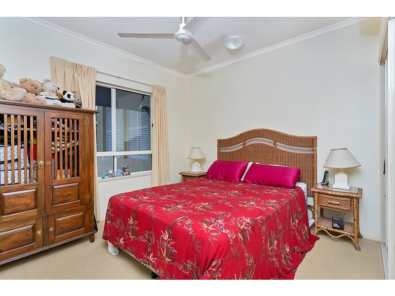 Cairns North QLD 4870