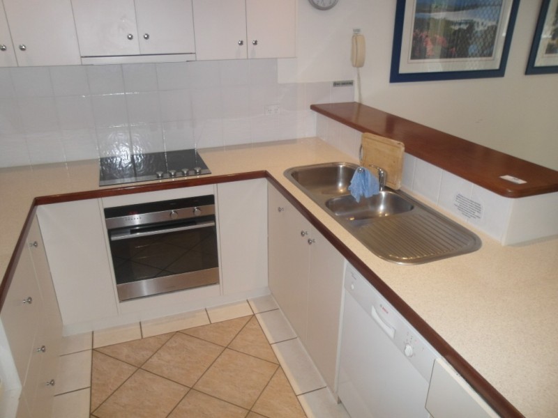 14/24 Warren St, Palm Cove QLD 4879